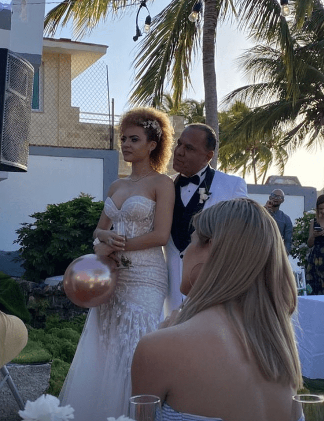 Así lucieron Lisandra Lizama y Mauricio Diez Canseco en su boda