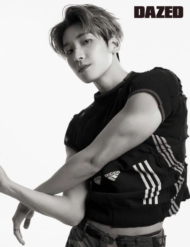 Segunda postal de la sesión fotográfica de Wonwoo para Dazed Korea. Foto: Dazed Segunda postal de la sesión fotográfica de Wonwoo para Dazed Korea. Foto: Dazed