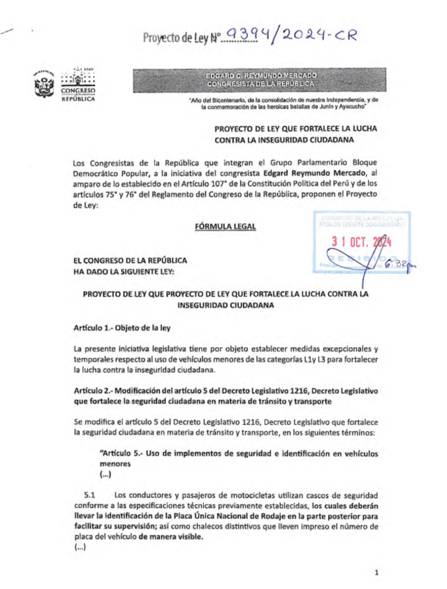 Proyecto de Ley del Bloque Democrático que busca prohibir que dos a más personas viajen en motos lineales. Foto: difusión   