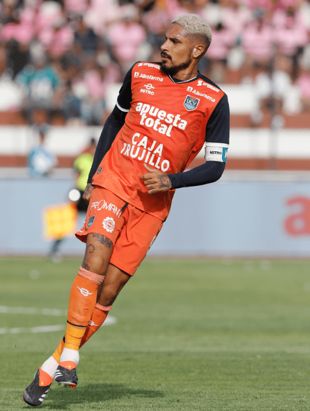  Paolo Guerrero marcó 3 goles con César Vallejo. Foto: Luis Jiménez/GLR   