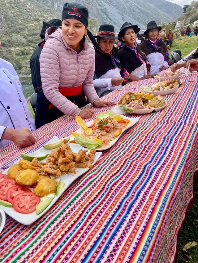 Platos a base de trucha de Huancaya. Foto: LR Platos a base de trucha de Huancaya. Foto: LR