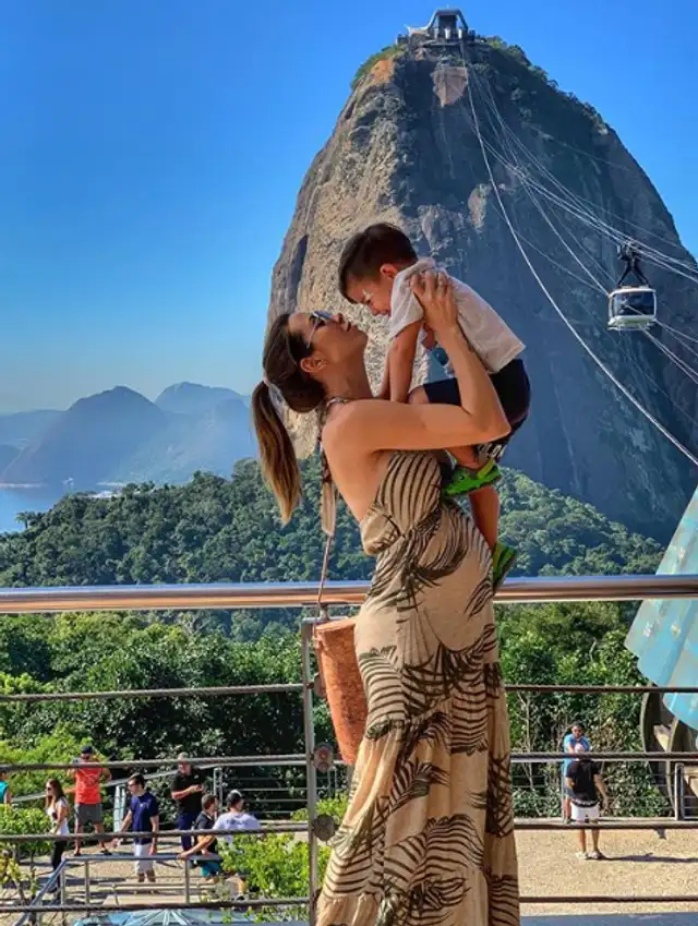 Eduardo Vargas: bella pareja del futbolista gritará goles de Chile ante Perú