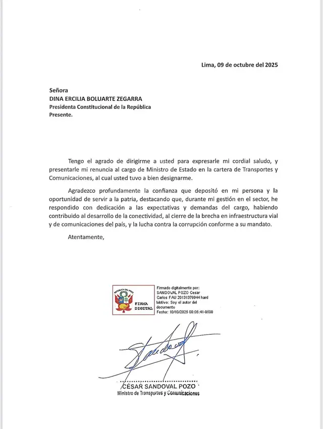  Renuncia ante Dina Boluarte   