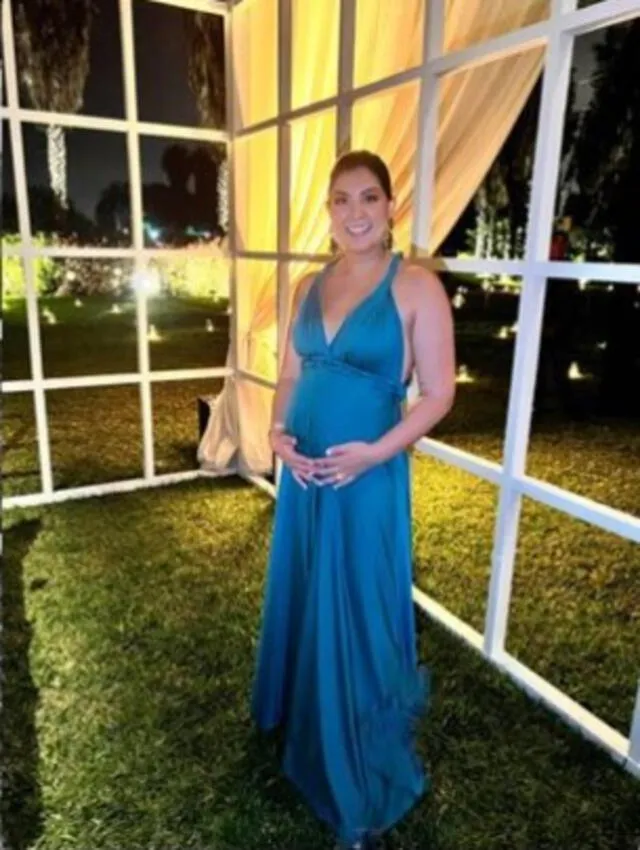  Ana Siucho luce su tierna pancita de embarazo en matrimonio. Foto: @anasiucho/Instagram<br><br>    