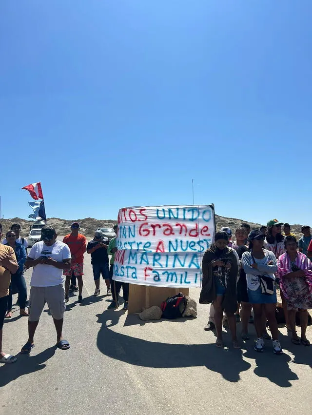 Ciudadanos desmienten que las playas se encuentren totalmente limpias. Foto: Almendra Ruesta   