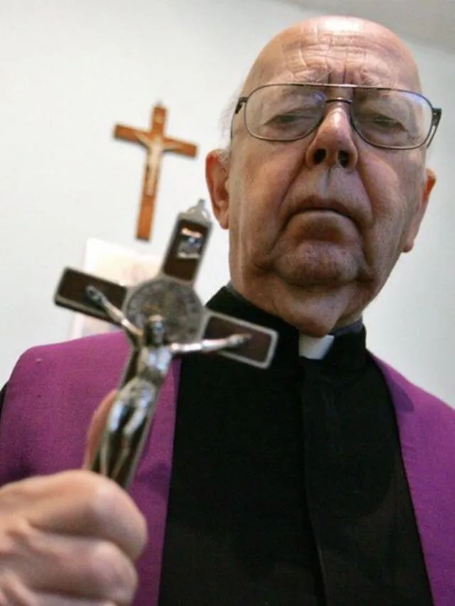  Gabriele Amorth, el exorcista más famoso del mundo murió a los 91 años. Foto: BBC News<br><br>  