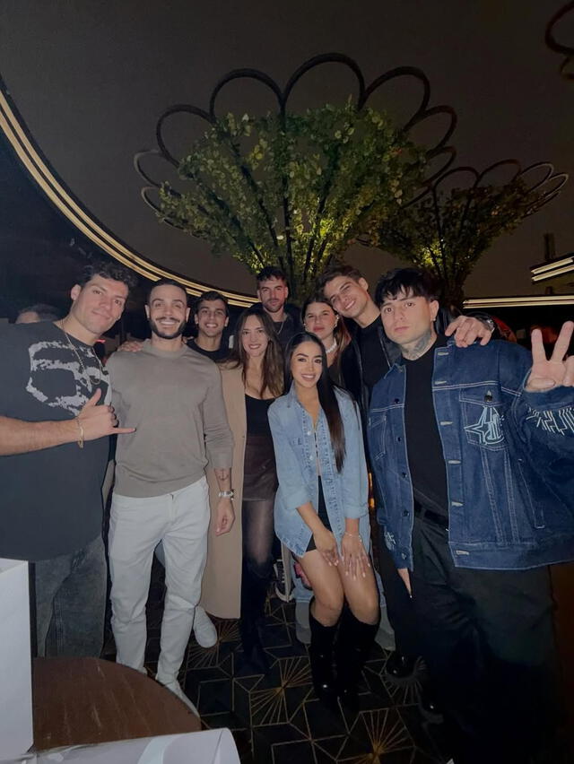  Onelia Molina celebró su cumpleaños junto a Mario Irivarren. Foto: Instagram/oneliamolina_   