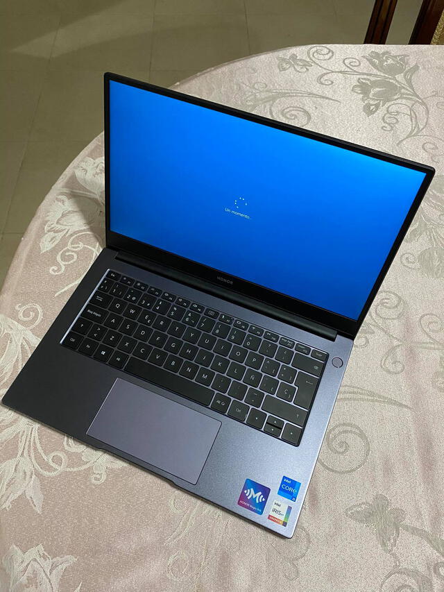 Honor MagicBook 14