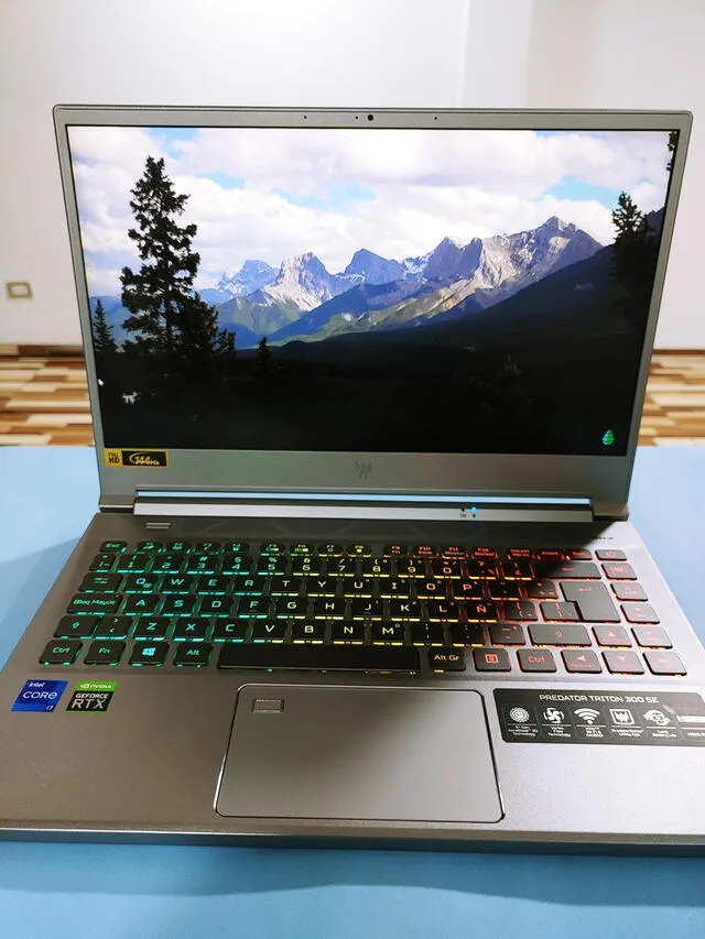 Pantalla Full HD con tasa de refresco de 144 Hz