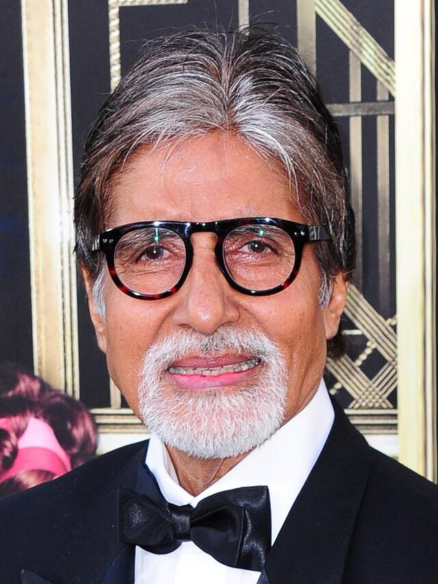 Amitabh Bachchan, 18 años después de "La Familia Hindú".