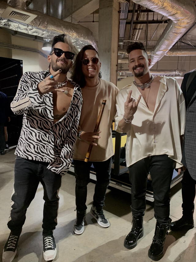 Carlos Iglesias coincidió con los hermanos Montaner en la edición n°28 de los Billboards Latin Music Awards. Foto: Instagram
