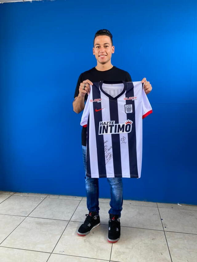 Benavente llega a Alianza Lima en calida de jugador libre tras pasar por el Pyramids FC. Foto: Facebook Mi Barrunto