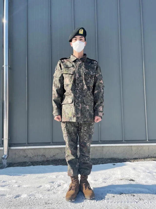 Jin de BTS en el servicio militar. Foto: Hybe   