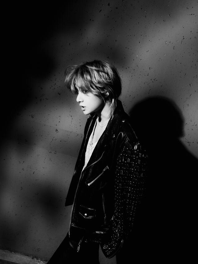 BTS: Taehyung en foto conceptual para 'Layover'