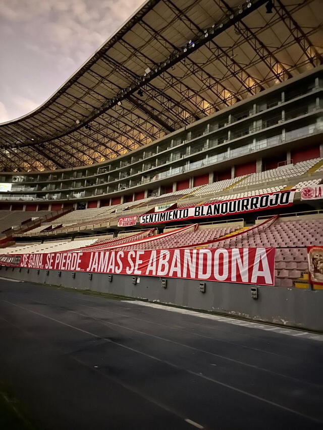  El mensaje que dejó la barra oficial de Perú previo al partido ante Venezuela por las eliminatorias. Foto: X/Gustavo Peralta   