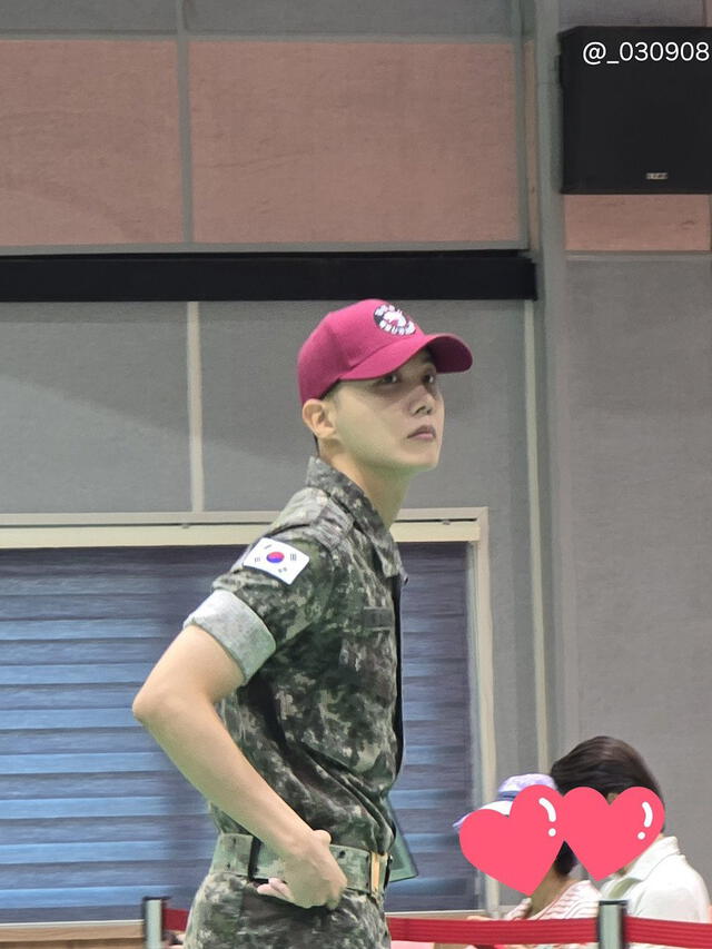  J-Hope de BTS en el servicio militar. Foto: Naver   