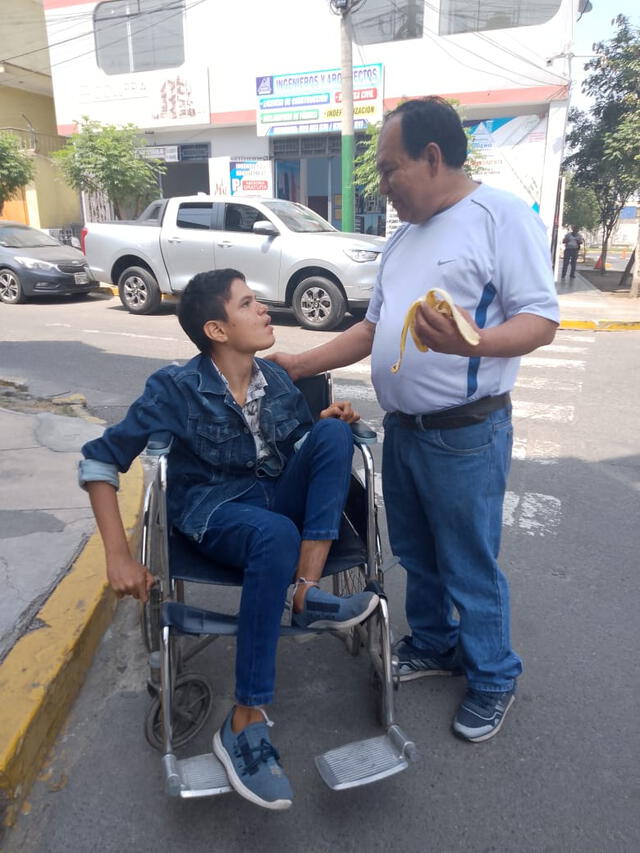 Alfredo descubrió el aceite de cannabis como una opción de tratamiento para Aldo. Foto: imágenes de Alfredo   