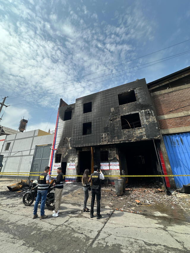 Vecinos piden apoyo de las autoridades. Foto: Fiorella Alvarado/La República   