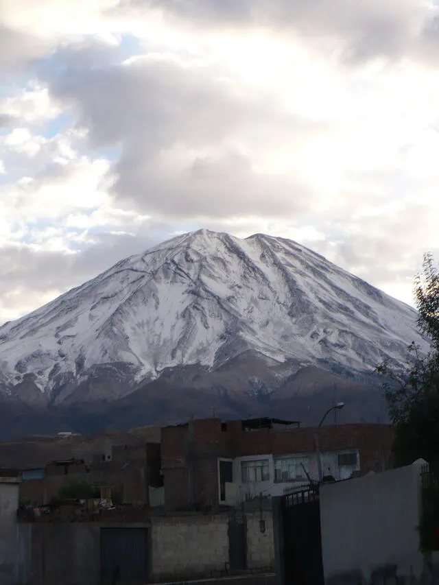 El lahar reportado en la quebrada el Pato podría afectar inmuebles y vías