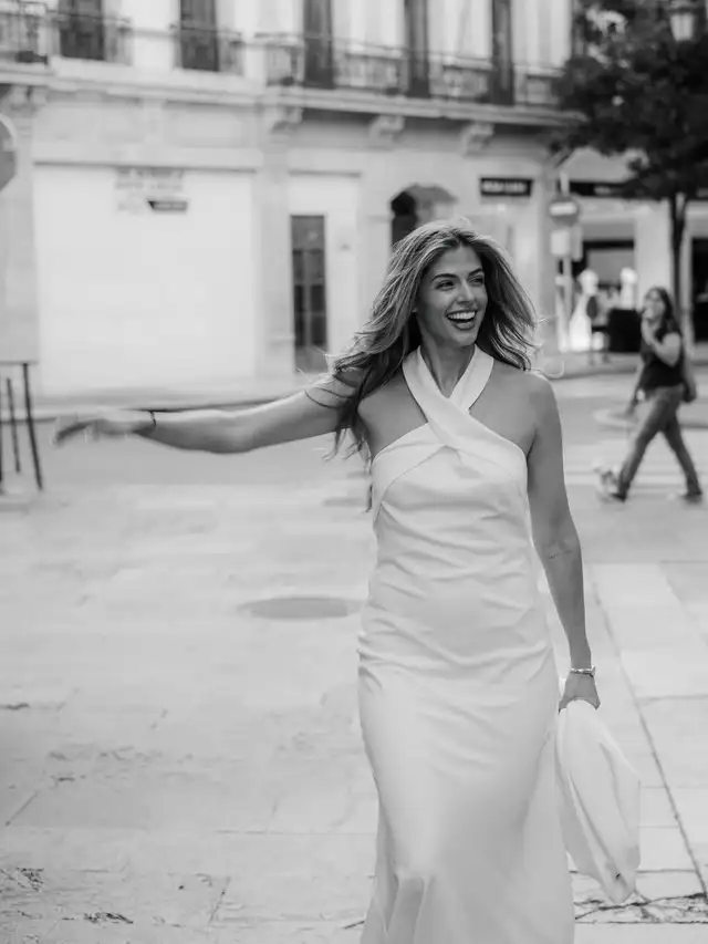 Stephanie Cayo vuelve a desatar rumores de embarazo