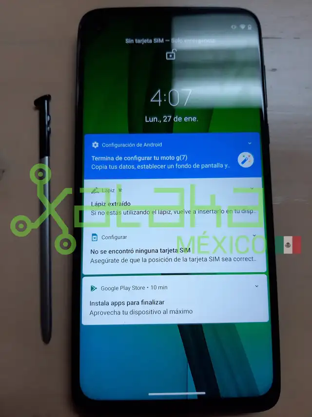 Fotografía real del Moto G Stylus. | Foto: Xataka México