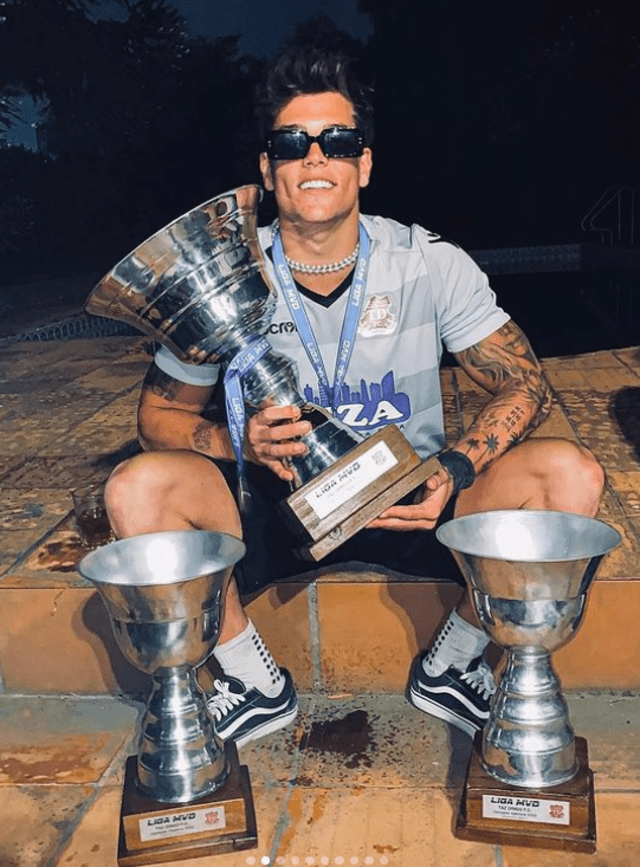  Tomi Narbondo consiguió ser campeón en la Liga de Montevideo de fútbol. Foto: Instagram    