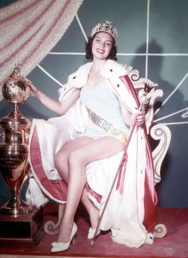  Gladys Zender como Miss Universo 1957. Foto: Pinterest    