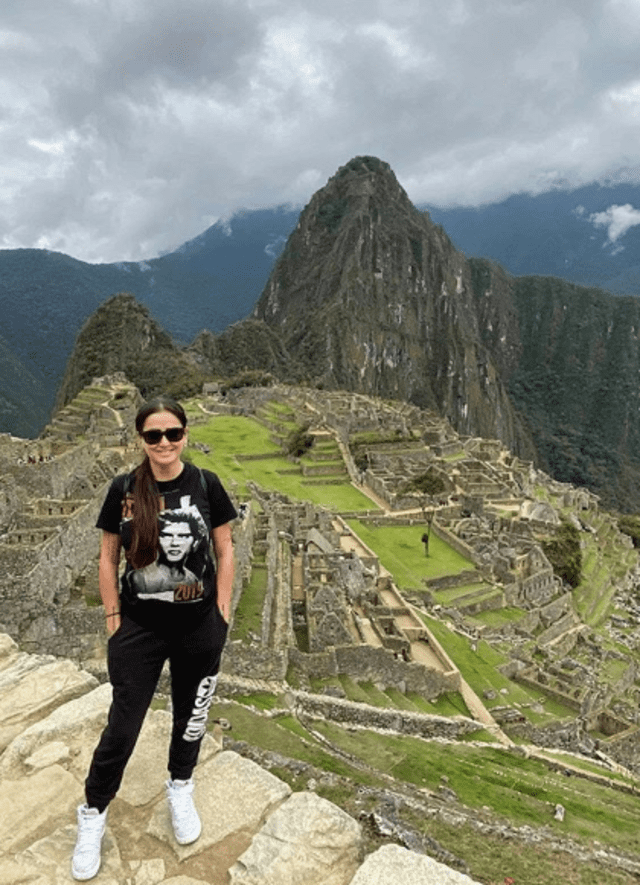 Celia Lora en Machu Picchu