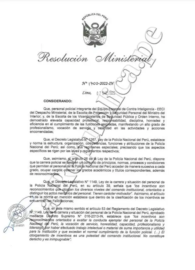 Felicitaciones del exministro Willy Huerta a efectivos de la PNP Felicitaciones del exministro Willy Huerta a efectivos de la PNP