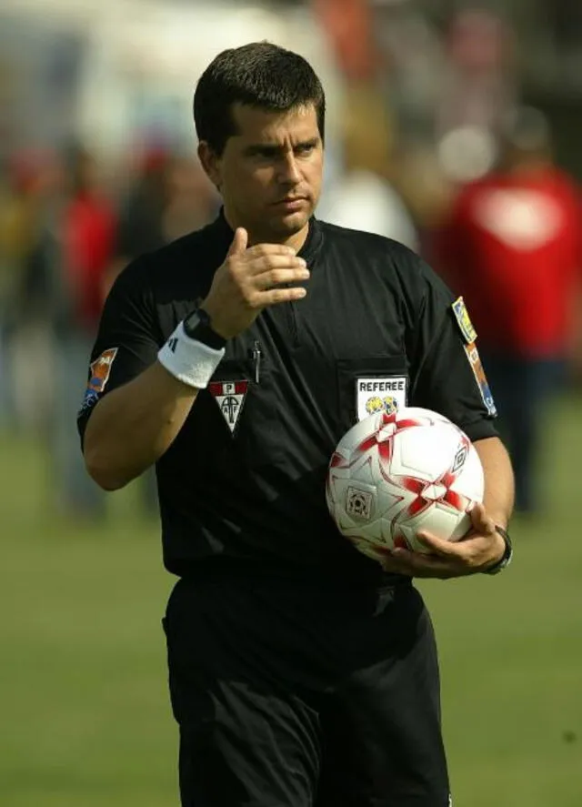 Buckley dirigió la Eliminatoria Brasil 2014. Foto: GLR   