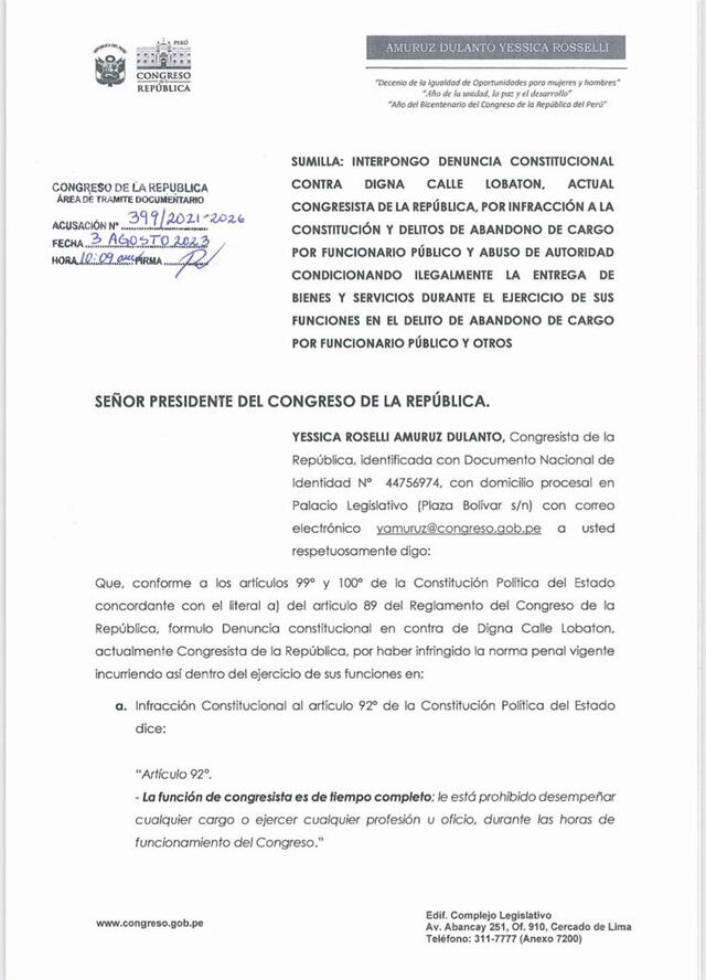 Rosselli Amuruz también presentó una denuncia constitucional contra Digna Calle el jueves 3 de agosto. Foto: Difusión  