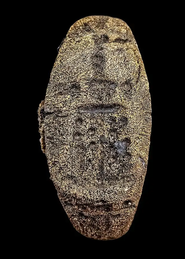 Anillo con sello antiguo que representa al Faro de Alejandría. Foto: Ministerio de Turismo y Antigüedades de Egipto Anillo con sello antiguo que representa al Faro de Alejandría. Foto: Ministerio de Turismo y Antigüedades de Egipto