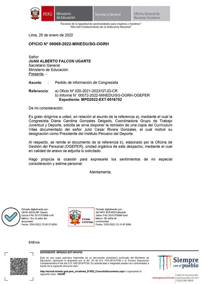 Oficio con el que se adjunta el CV de Julio Rivera. Oficio con el que se adjunta el CV de Julio Rivera.