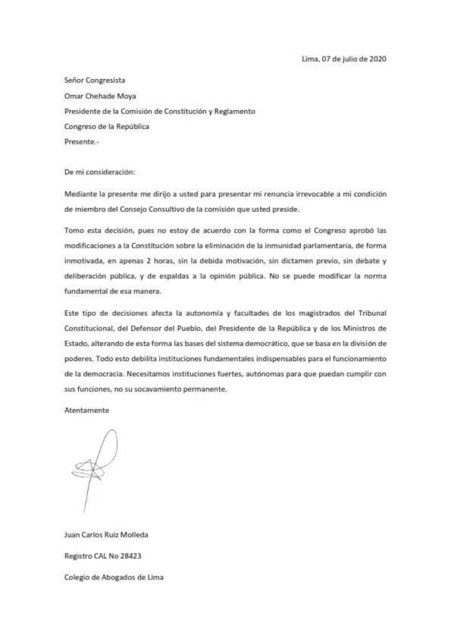 Renuncia del doctor Juan Carlos Ruíz Molleda al Consejo Consultivo de la Comisión de Constitución del Congreso.