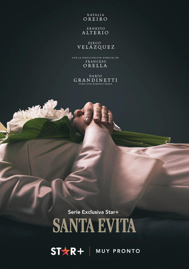 Póster oficial de "Santa Evita"