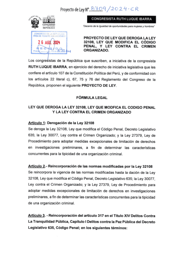  La congresista Ruth Luque propuso un proyecto para derogar la ley sobre el crimen organizado, la cual fue aprobada por la Comisión Permanente en julio pasado. Foto: Congreso   