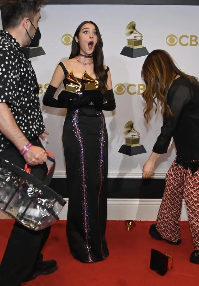 Olivia Rodrigo en los Grammy 2022