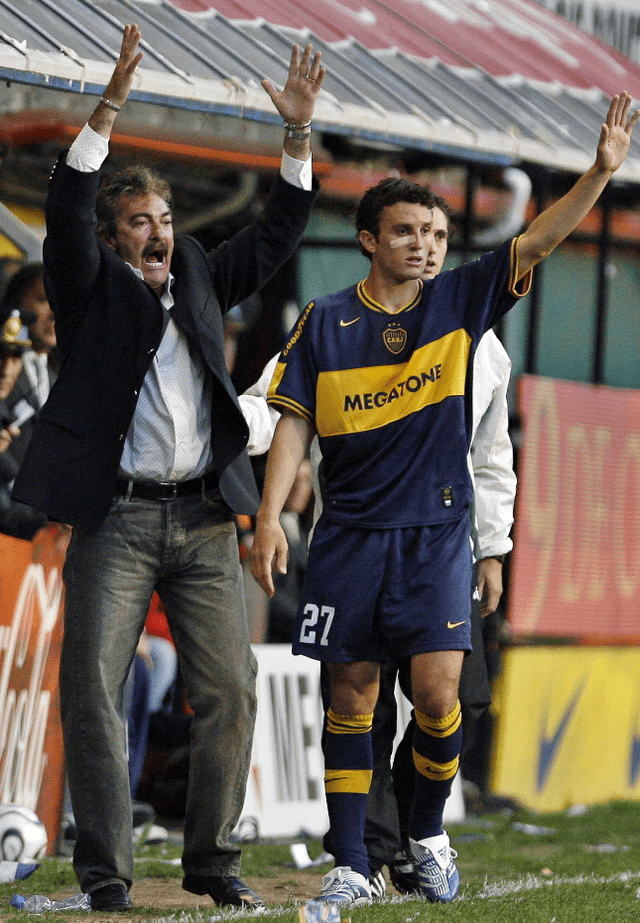 Ricardo La Volpe fue técnico de Boca Juniors durante el Torneo Apertura 2006. Foto: EFE.