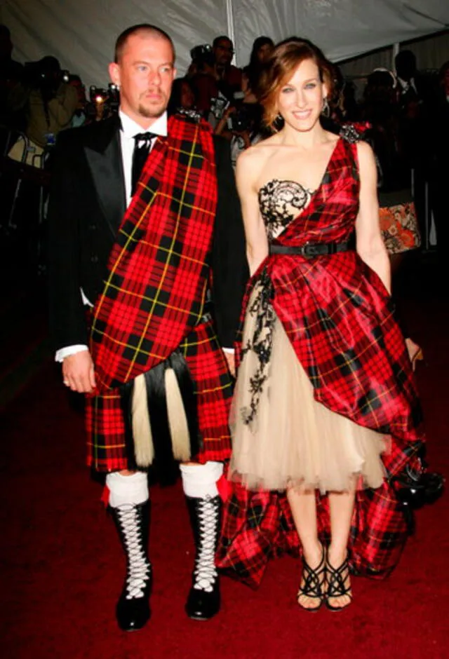 Alexandrer McQueen y Sarah Jessica Parker, 2006. Foto: difusión