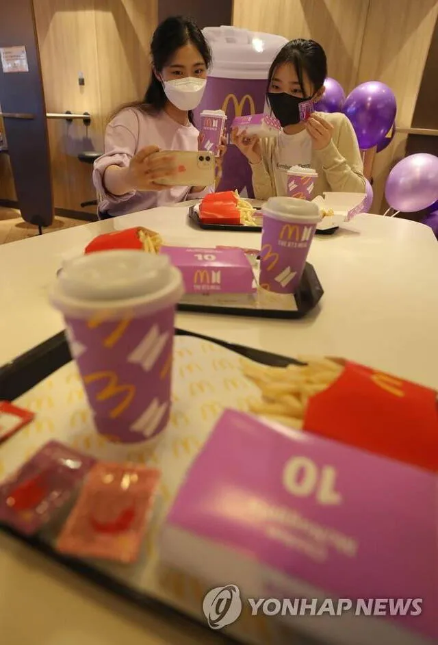 Corea del Sur inicia venta del BTS Meal en McDonald's. Foto: Yonhap