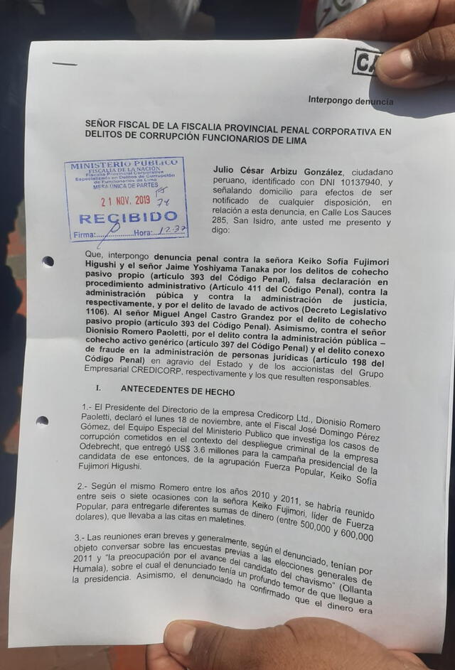 Denuncia interpuesta por Julio Arbizu contra Keiko Fujimori, Jaime Yoshiyama y Dionisio Romero. Foto: Alonso Collantes / La República.