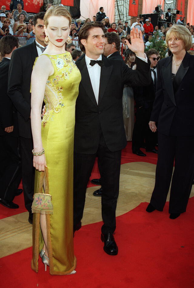 Nicole Kidman en la alfombra roja de los Premios Oscar 1997. Foto: AFP