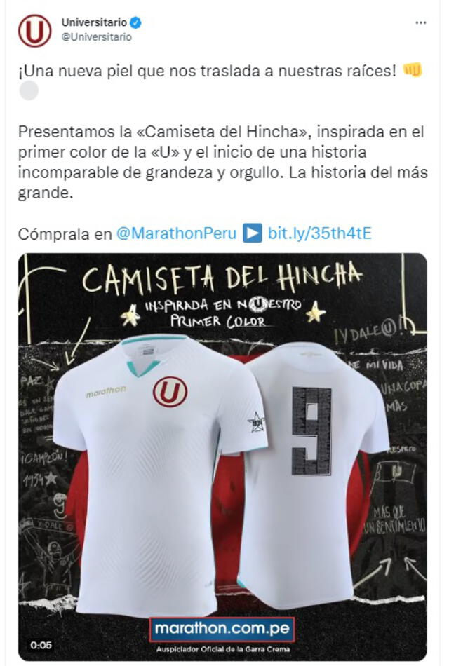 Universitario destacó la estrella 34 en su camiseta blanca.