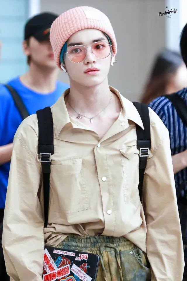 Taeyong de NCT y su "moda de aeropuerto".