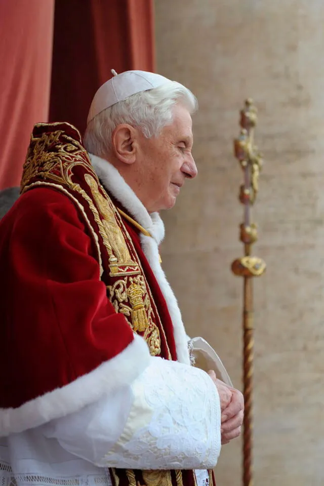 ‘Los dos papas’: Seis impresionantes datos de Francisco I y Benedicto XVI [FOTOS]