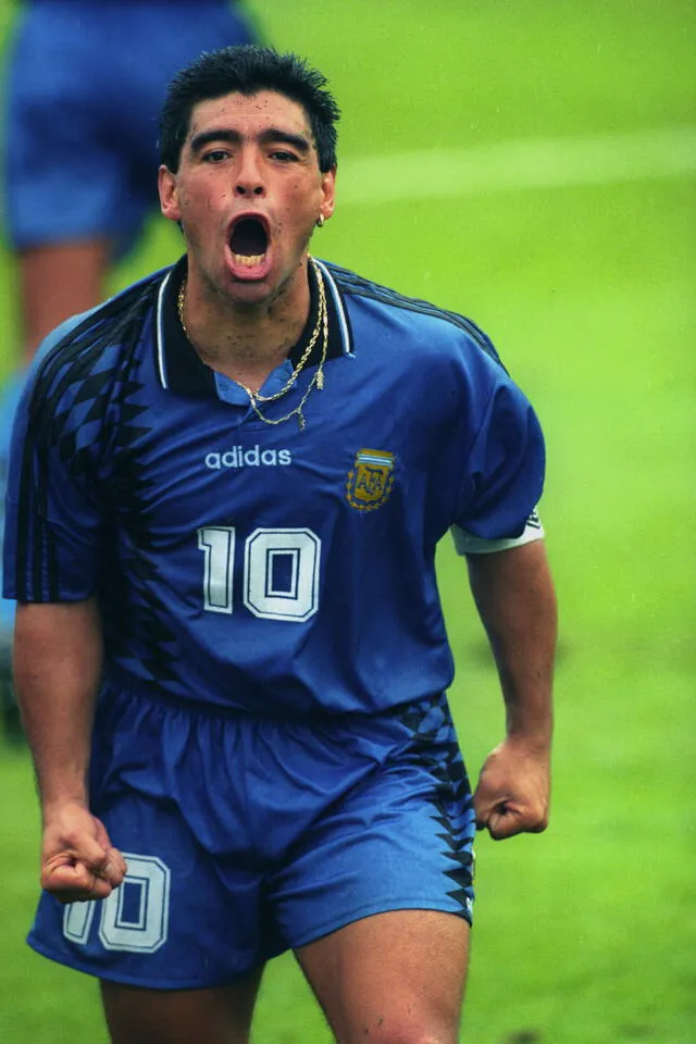 Maradona anota su último gol en los mundiales frente a la selección de Grecia en la Copa del Mundo del 1994. Foto: Difusión.