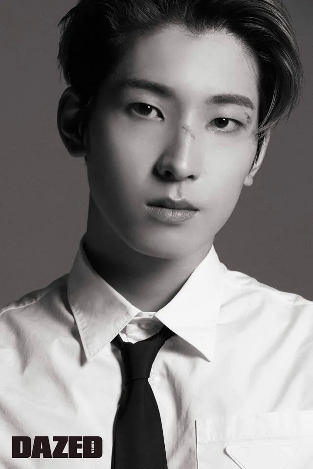 Cuarta postal de la sesión fotográfica de Wonwoo para Dazed Korea. Foto: Dazed Cuarta postal de la sesión fotográfica de Wonwoo para Dazed Korea. Foto: Dazed