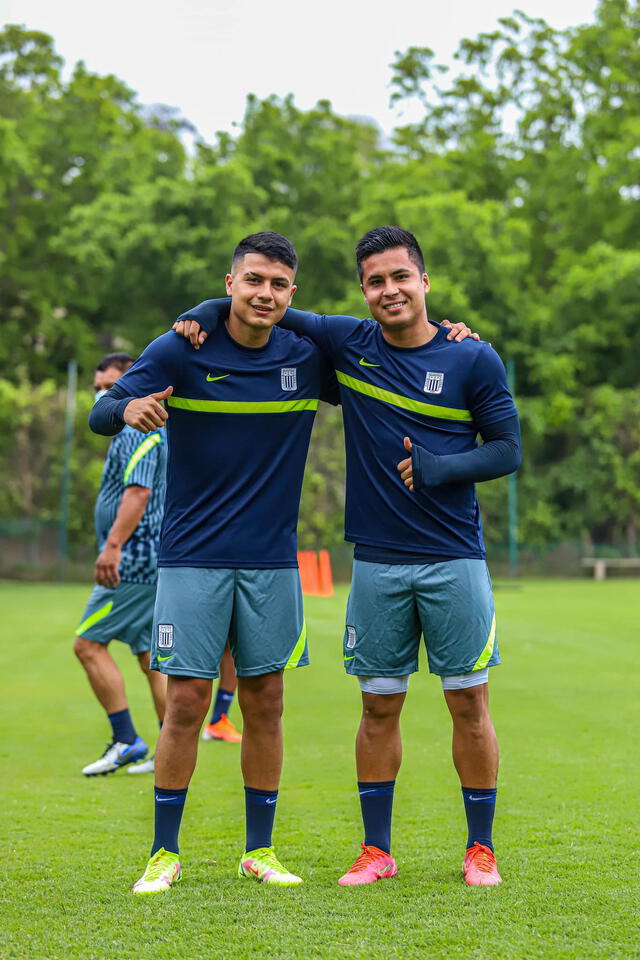 Jairo Concha salió bicampeón en Alianza Lima junto a Ricardo Lagos. Foto: Alianza Lima   