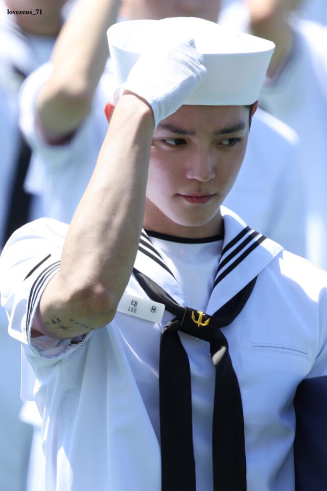  Taeyong de NCT está en la Marina. Foto: lovezeus_71   