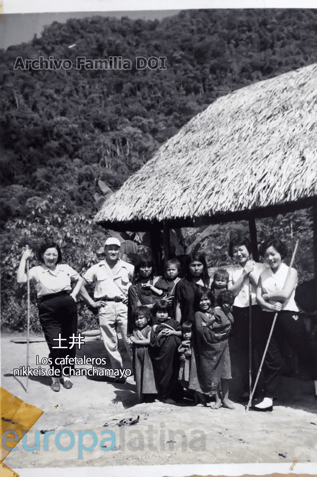 Asháninkas en la colonia japonesa Puñizas. Foto: Familia DOI   